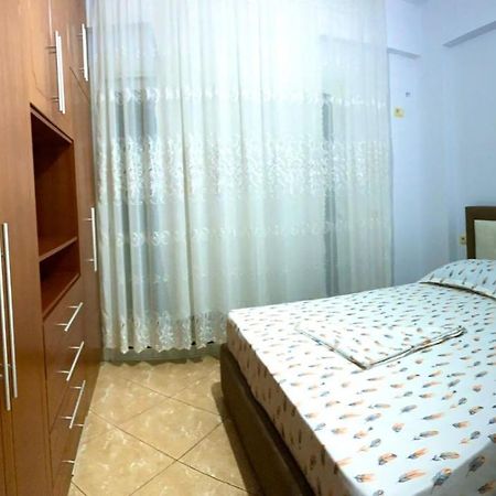 Honey Apartment Near Port Of Saranda Luaran gambar