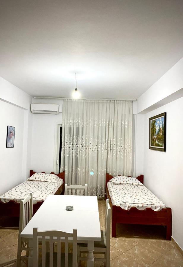 Honey Apartment Near Port Of Saranda Luaran gambar